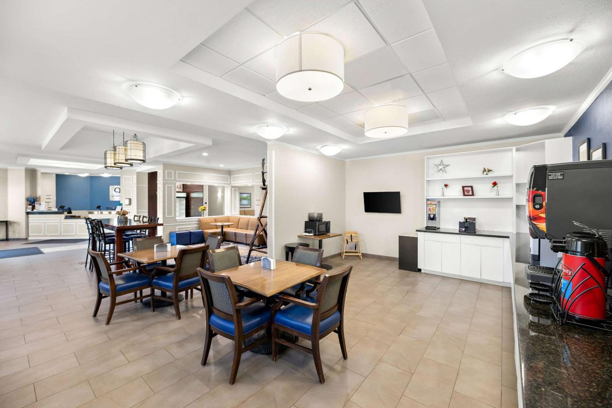 Quality Inn & Suites Big Spring Buitenkant foto